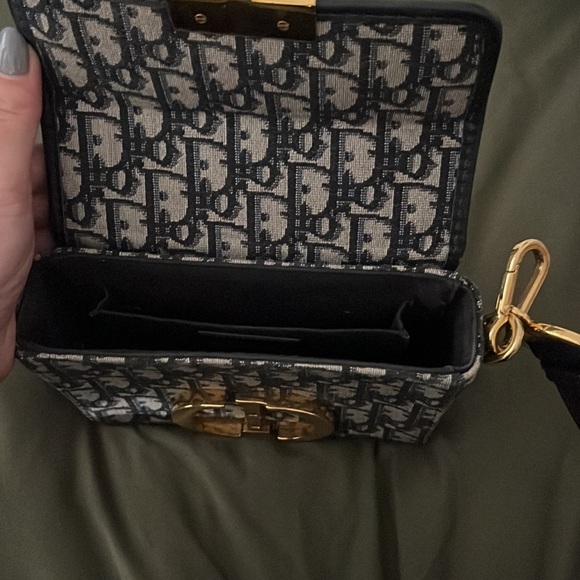 Dior 30 Montaigne Box Bag - Picture 3 of 5